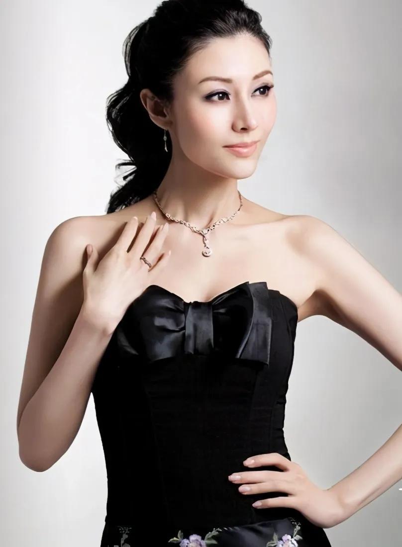 澳门盛邀,尊敬的领导与朋友们共襄盛举