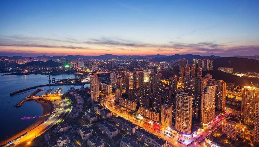 大连盛会,嘉宾云集,观众热情如火